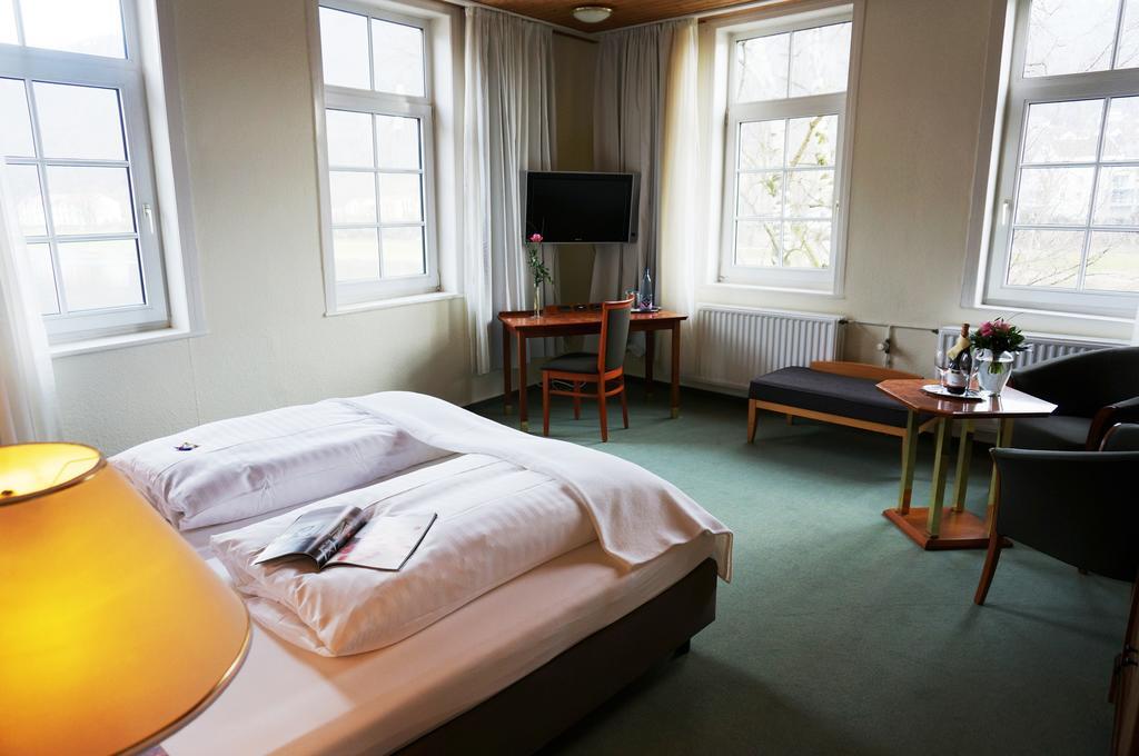 Hotel Goldener Anker Bodenwerder Chambre photo