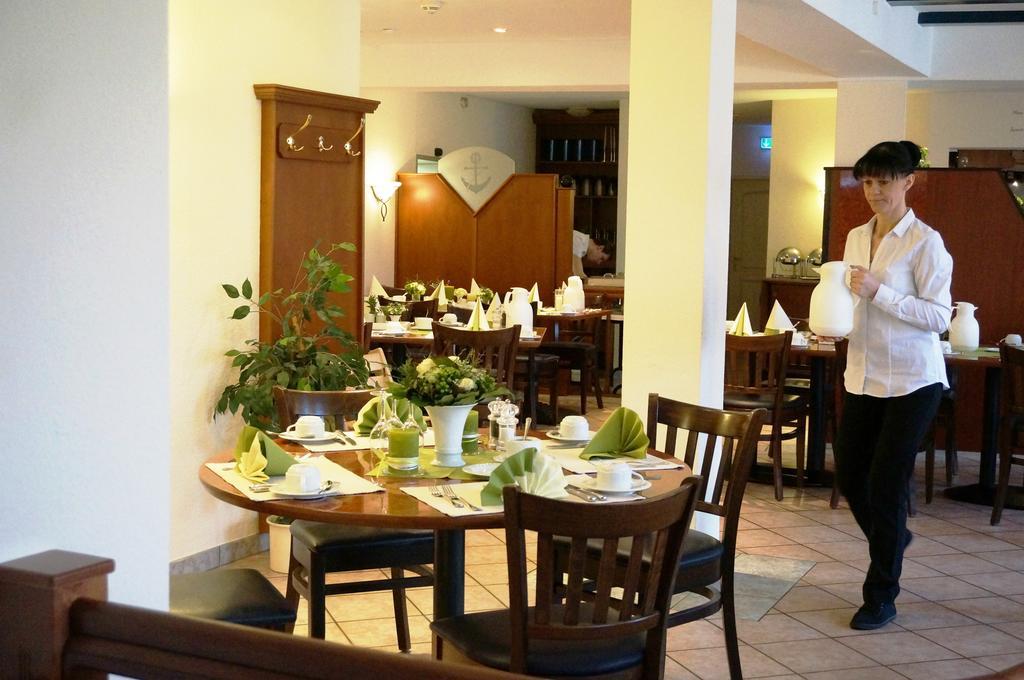 Hotel Goldener Anker Bodenwerder Extérieur photo