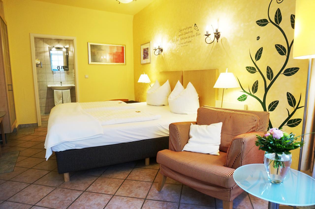 Hotel Goldener Anker Bodenwerder Extérieur photo