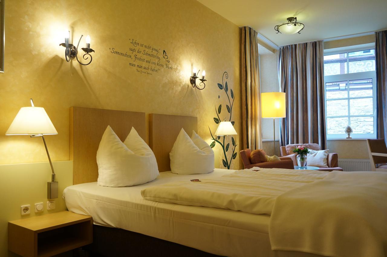 Hotel Goldener Anker Bodenwerder Extérieur photo